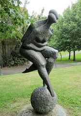 Together Through Time 
Macquarie University Sculpture Park, Sydney